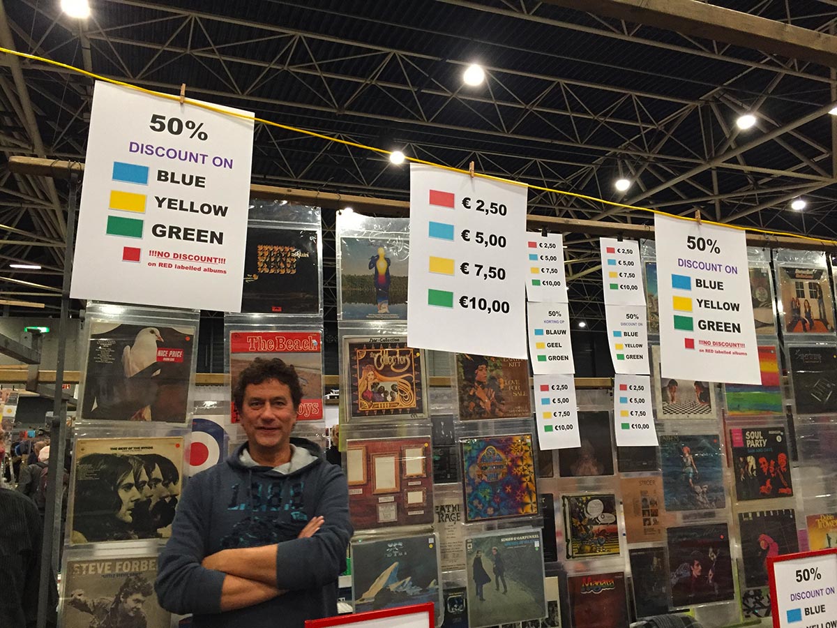 vinyl-fair-sale